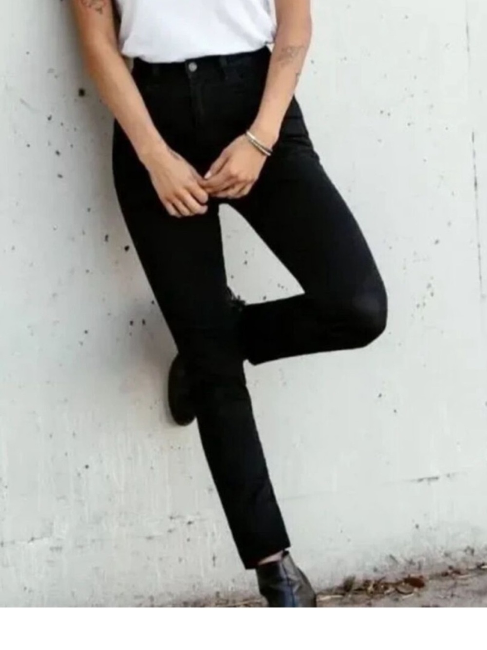 Imogene + Willie Josette Jeans Size 26 Slim
Straight Leg High Rise Capsule Black